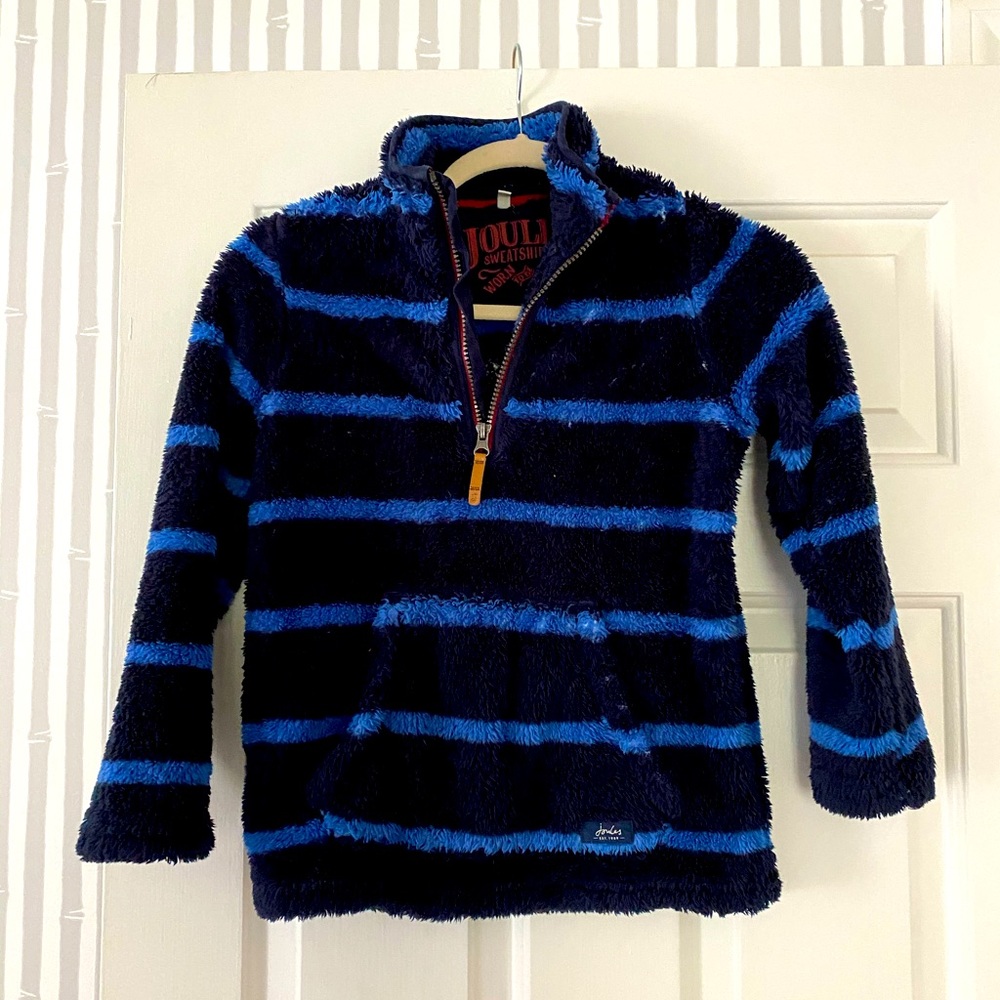 Plush sweatshirt, size 7-8
